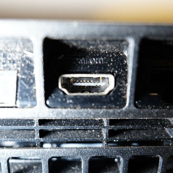 Sony PlayStation 4 (For parts) - Picture 4 of 4